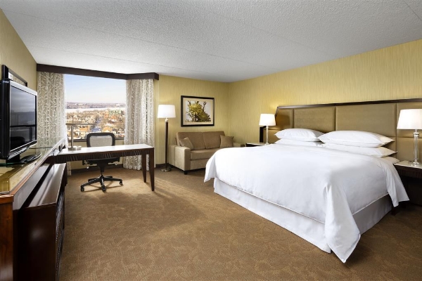 Sheraton Hamilton Hotel